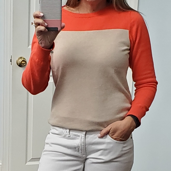 Vineyard Vines Cashmere Sweater, Size S - Picture 6 of 8